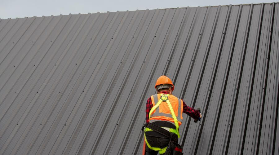 Expert top industrial roofings services in Kirkwood, IL